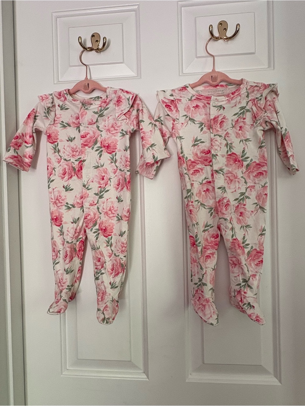 *TWIN* large twin lot. 8 outfits. All brand new. - Picture 5 of 10